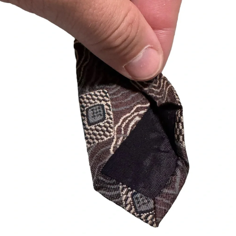 Fendi Designer Silk Geometric Patterned Brown Men's Tie 57.25x3.5‎